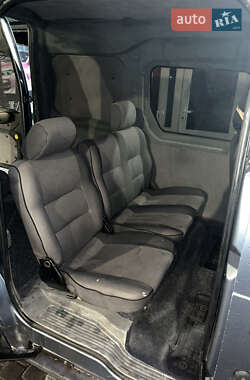 Минивэн Ford Transit Connect 2003 в  фото 13 Минивэн Ford Transit Connect 2003 в