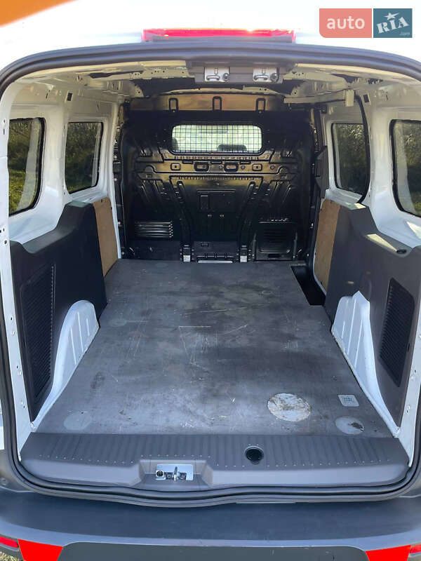 Вантажний фургон Ford Transit Connect 2015 в Костопілі
