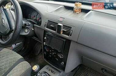 Мінівен Ford Transit Connect 2003 в 