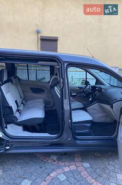Мінівен Ford Transit Connect 2020 в 