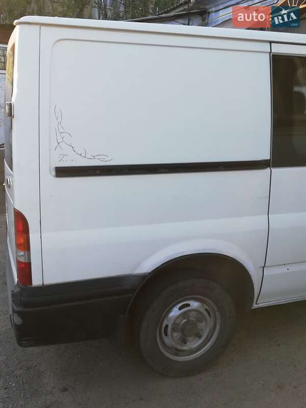 Минивэн Ford Transit Connect 2006 в Николаеве