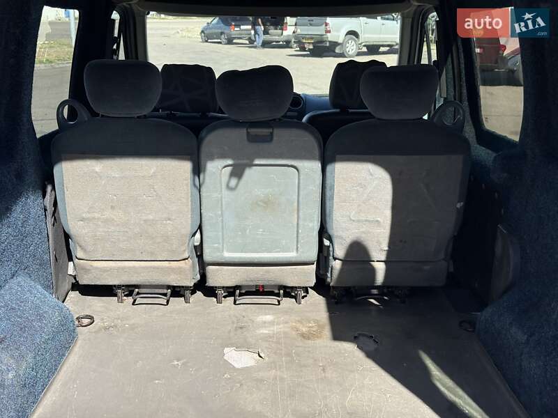 Вантажний фургон Ford Transit Connect 2011 в Миколаєві