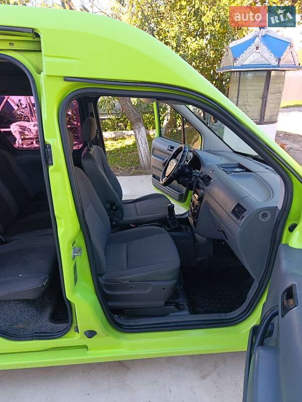 Мінівен Ford Transit Connect 2005 в Рогатині
