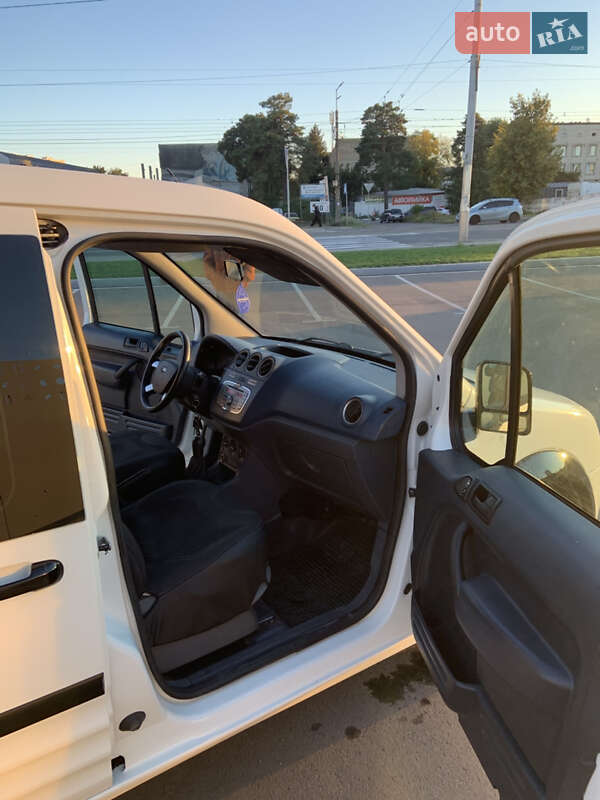 Минивэн Ford Transit Connect 2009 в Киеве