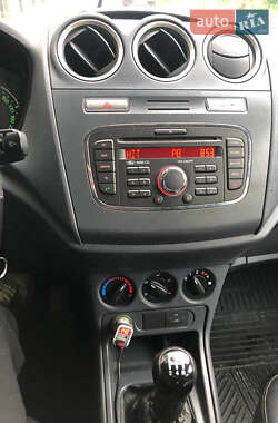 Мінівен Ford Transit Connect 2011 в 