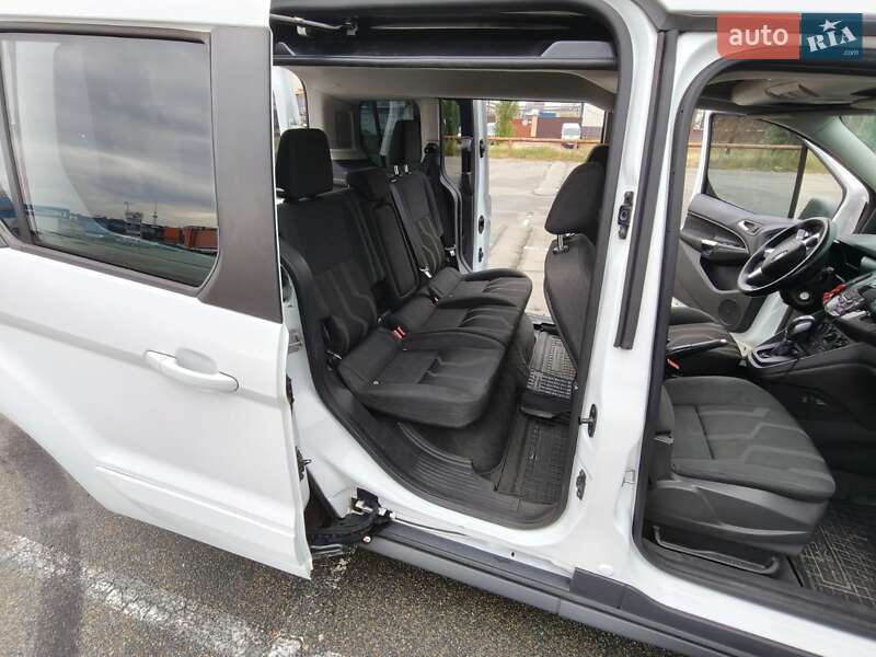 Минивэн Ford Transit Connect 2015 в Киеве