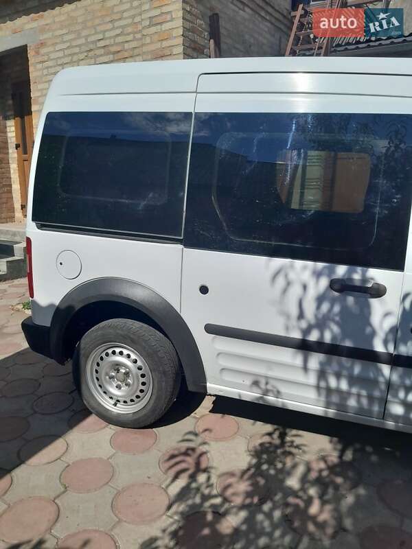 Мінівен Ford Transit Connect 2007 в Корсунь-Шевченківському