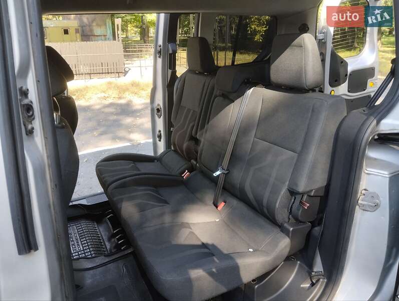 Минивэн Ford Transit Connect 2017 в Аулах