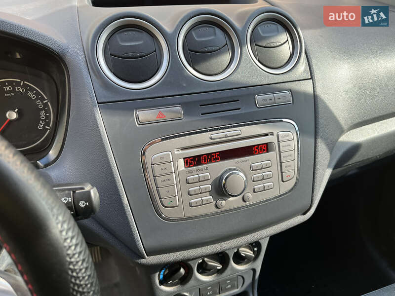 Другие грузовики Ford Transit Connect 2013 в Запорожье фото 11 Другие грузовики Ford Transit Connect 2013 в Запорожье