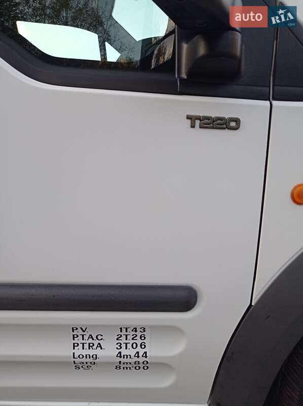 Вантажний фургон Ford Transit Connect 2002 в Ковелі