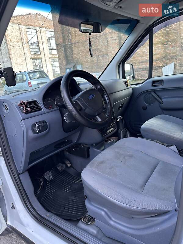 Минивэн Ford Transit Connect 2007 в Баре фото 9 Минивэн Ford Transit Connect 2007 в Баре