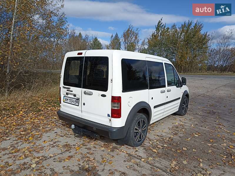 Минивэн Ford Transit Connect 2006 в Коростене