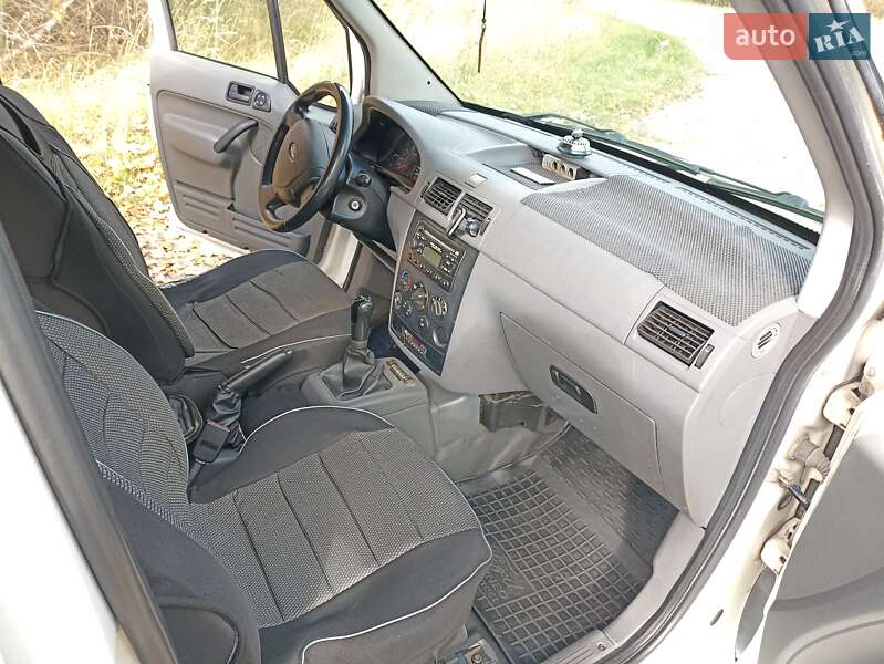 Минивэн Ford Transit Connect 2006 в Коростене