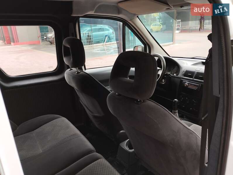 Минивэн Ford Transit Connect 2006 в Остроге фото 18 Минивэн Ford Transit Connect 2006 в Остроге