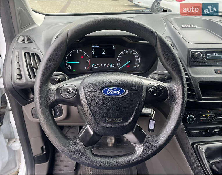 Грузовой фургон Ford Transit Connect 2019 в Львове