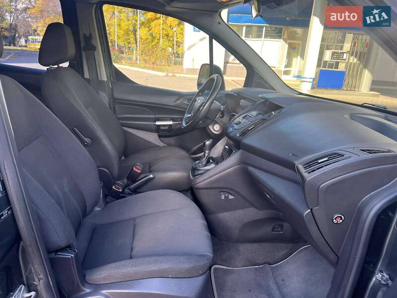 Минивэн Ford Transit Connect 2017 в Николаеве