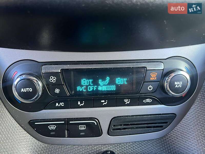 Минивэн Ford Transit Connect 2017 в Николаеве