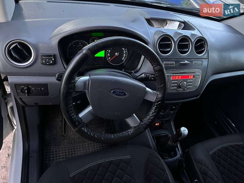 Вантажний фургон Ford Transit Connect 2010 в Біляївці фото 8 Вантажний фургон Ford Transit Connect 2010 в Біляївці
