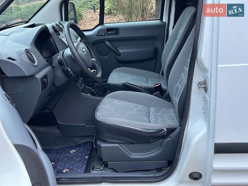 Грузовой фургон Ford Transit Connect 2013 в Луцке фото 10 Грузовой фургон Ford Transit Connect 2013 в Луцке