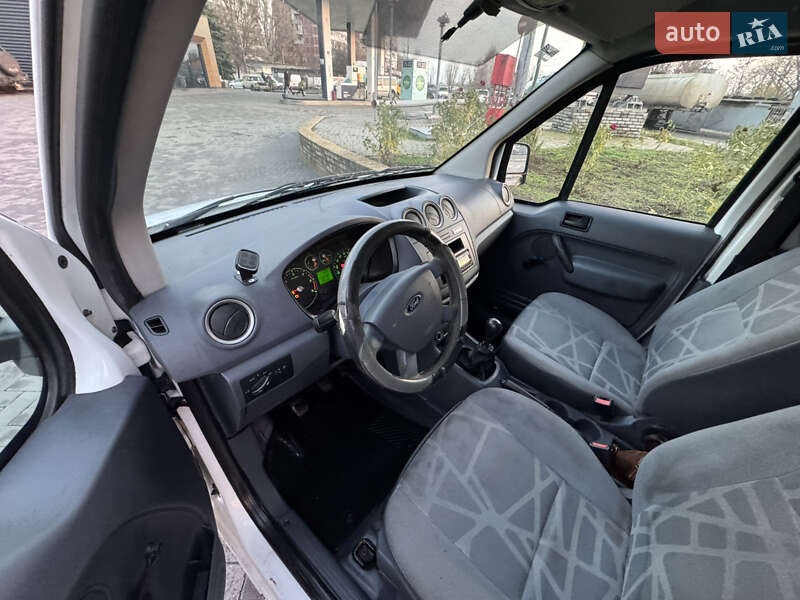 Інші вантажівки Ford Transit Connect 2011 в Дніпрі фото 18 Інші вантажівки Ford Transit Connect 2011 в Дніпрі