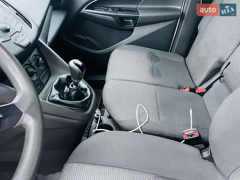 Грузовой фургон Ford Transit Connect 2016 в Черновцах