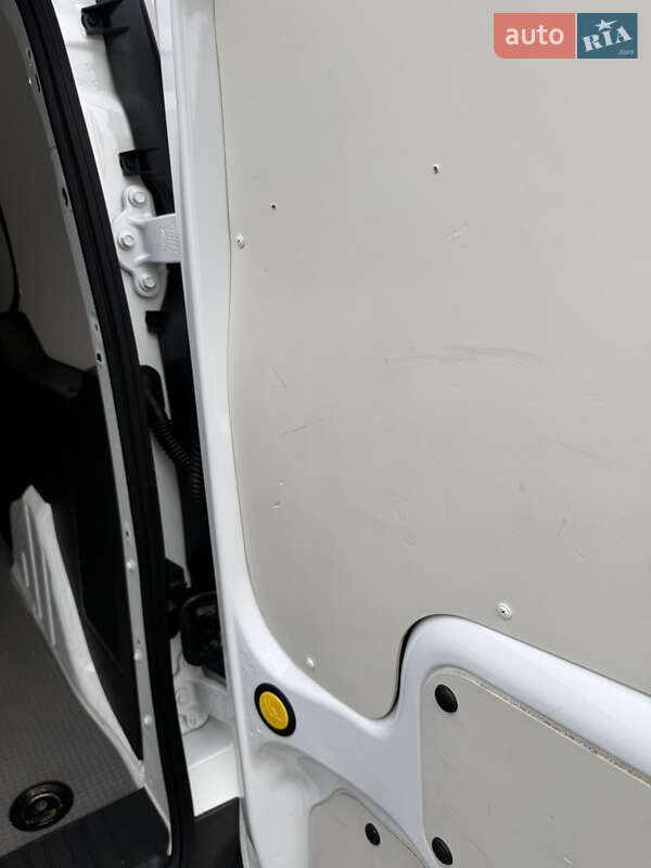 Вантажний фургон Ford Transit Connect 2018 в Луцьку