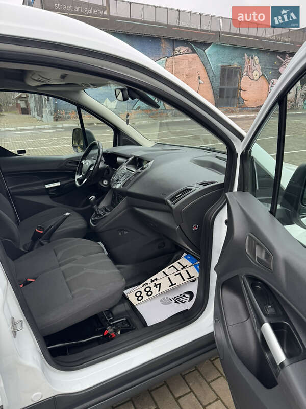 Вантажний фургон Ford Transit Connect 2018 в Луцьку