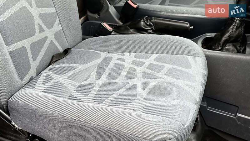 Грузовой фургон Ford Transit Connect 2012 в Запорожье