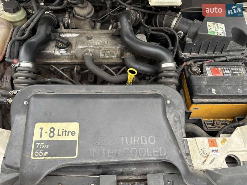 Минивэн Ford Transit Connect 2003 в Залещиках