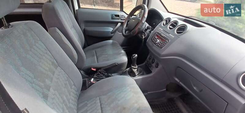 Грузовой фургон Ford Transit Connect 2011 в Броварах