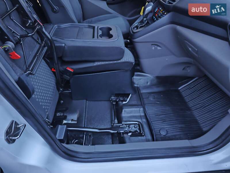 Грузовой фургон Ford Transit Connect 2021 в Радивилове