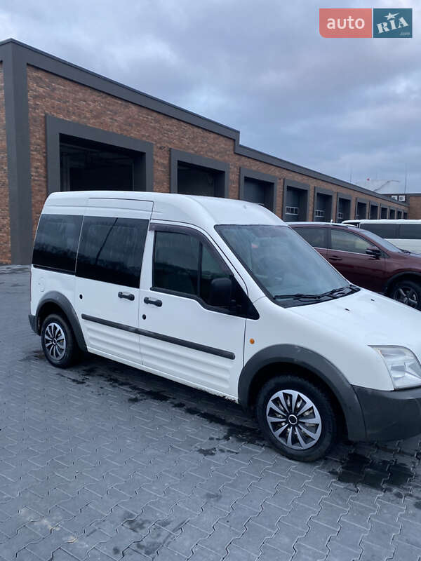 Мінівен Ford Transit Connect 2005 в Чернівцях