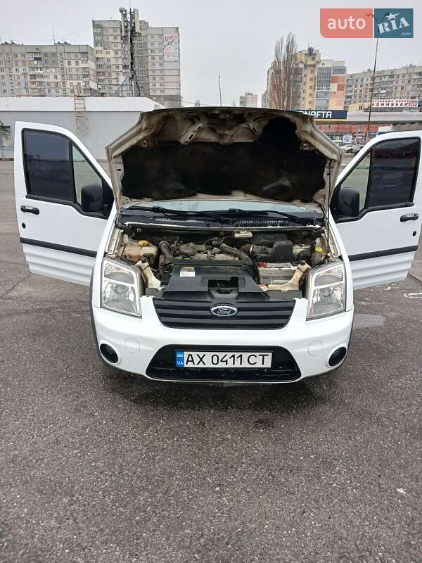 Ford Transit Connect 2012