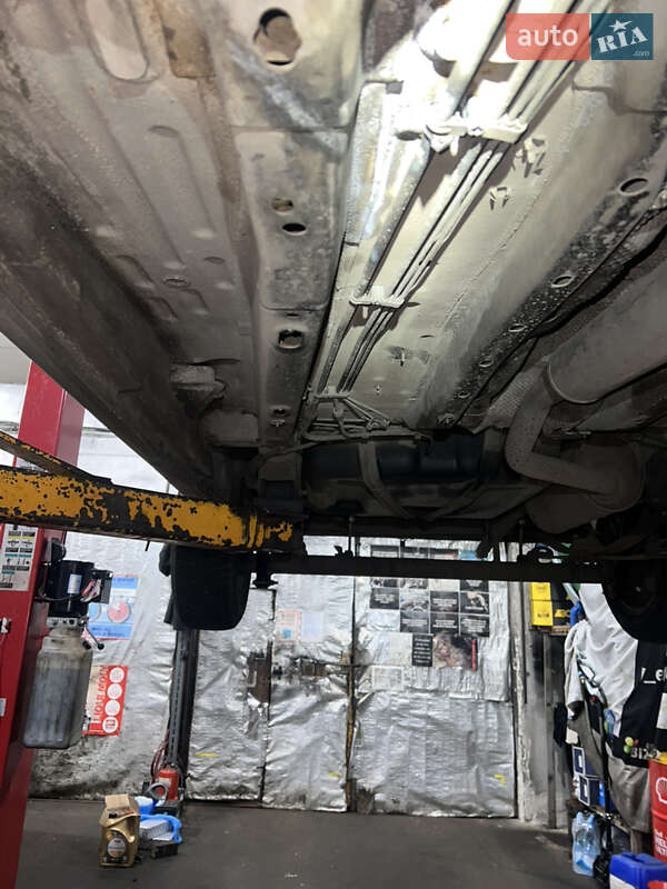 Грузовой фургон Ford Transit Connect 2004 в Киеве