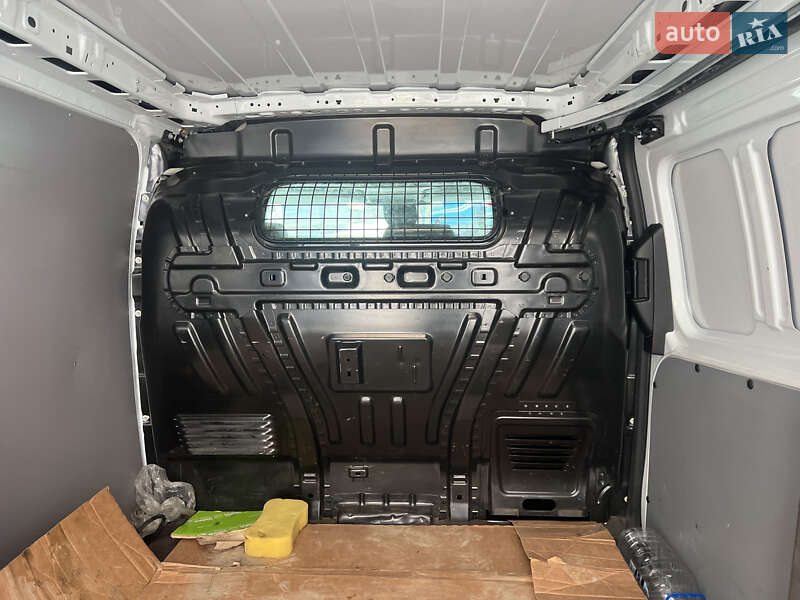 Грузопассажирский фургон Ford Transit Connect 2019 в Черновцах