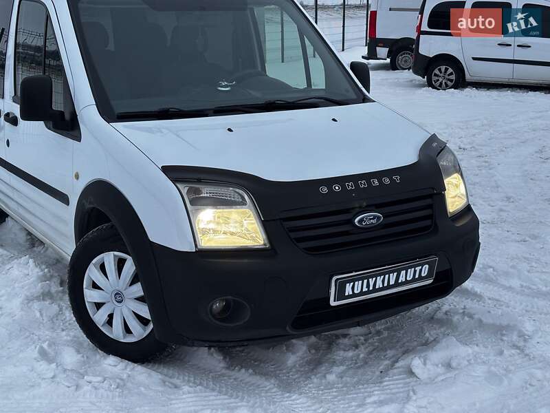 Минивэн Ford Transit Connect 2009 в Львове