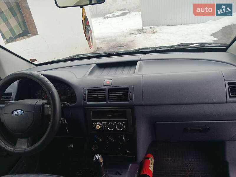 Минивэн Ford Transit Connect 2006 в Черновцах