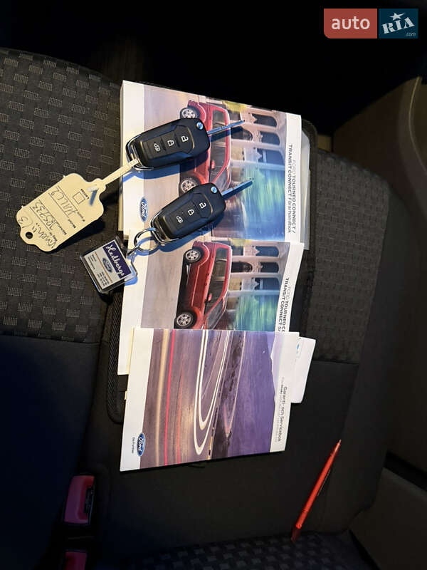 Вантажний фургон Ford Transit Connect 2018 в Радивиліві