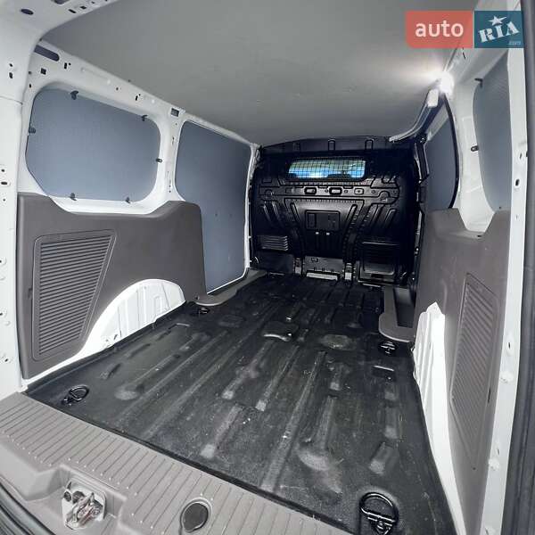 Грузовой фургон Ford Transit Connect 2019 в Киеве фото 48 Грузовой фургон Ford Transit Connect 2019 в Киеве