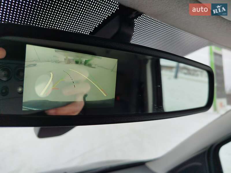 Грузовой фургон Ford Transit Connect 2015 в Киеве