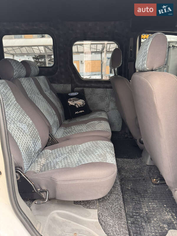 Мінівен Ford Transit Connect 2005 в Білій Церкві