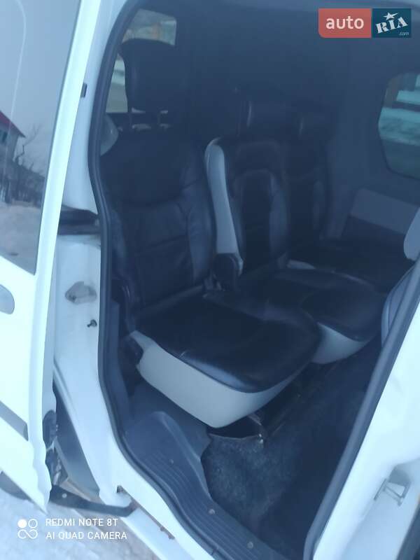 Мінівен Ford Transit Connect 2007 в Іллінцях