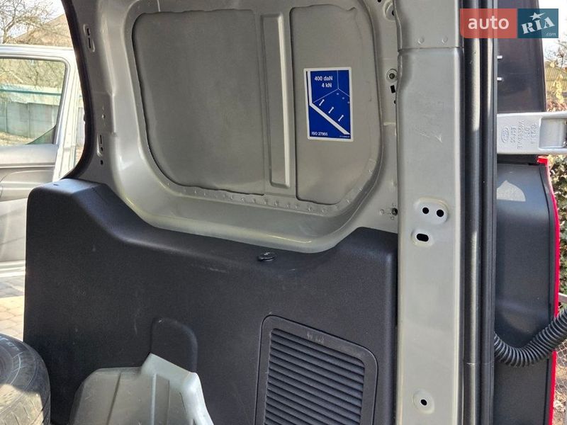 Грузовой фургон Ford Transit Connect 2014 в Виннице