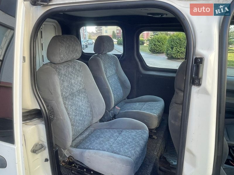 Мінівен Ford Transit Connect 2005 в Рівному