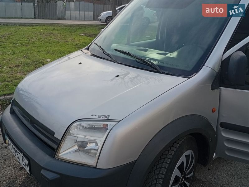 Вантажний фургон Ford Transit Connect 2005 в Лубнах