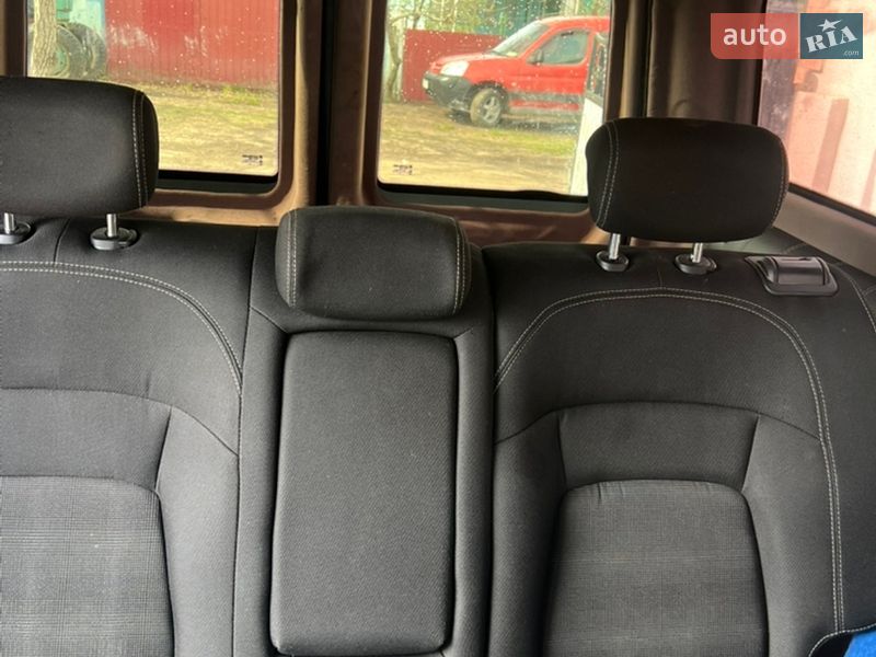 Мінівен Ford Transit Connect 2009 в Мурованих Курилівцях