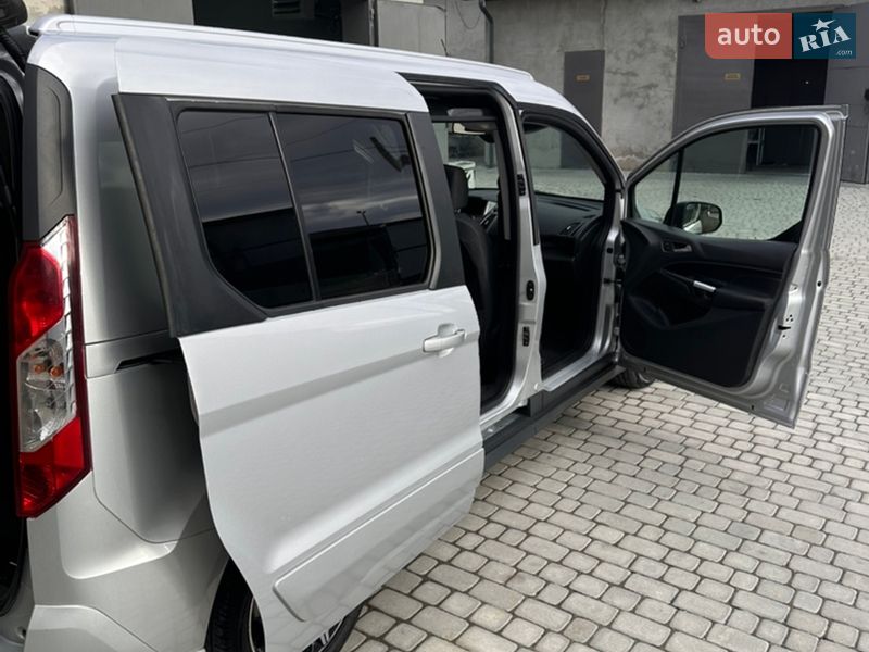Минивэн Ford Transit Connect 2018 в Ивано-Франковске