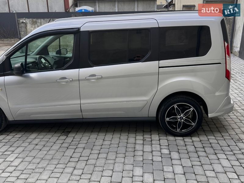 Минивэн Ford Transit Connect 2018 в Ивано-Франковске