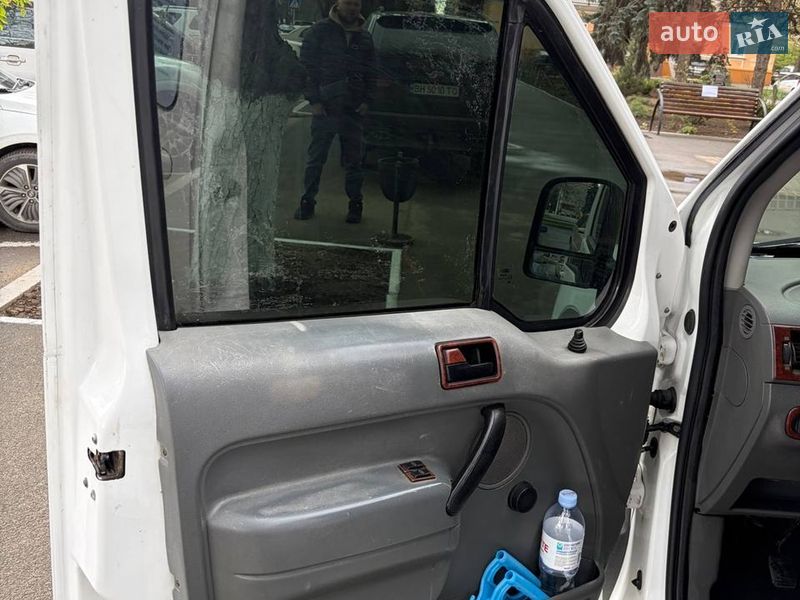 Мінівен Ford Transit Connect 2004 в Ізмаїлі