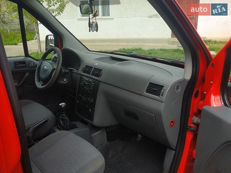 Минивэн Ford Transit Connect 2003 в Ивано-Франковске